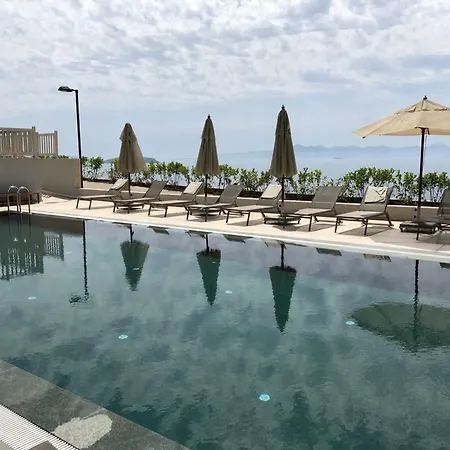 Apartment Pera Evleri 1+1 Deniz Manzarali, Balkonlu, Havuzlu Gümüşlük