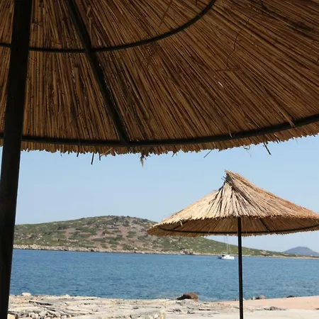 Pera Evleri 1+1 Deniz Manzarali, Balkonlu, Havuzlu Apartment Gümüşlük